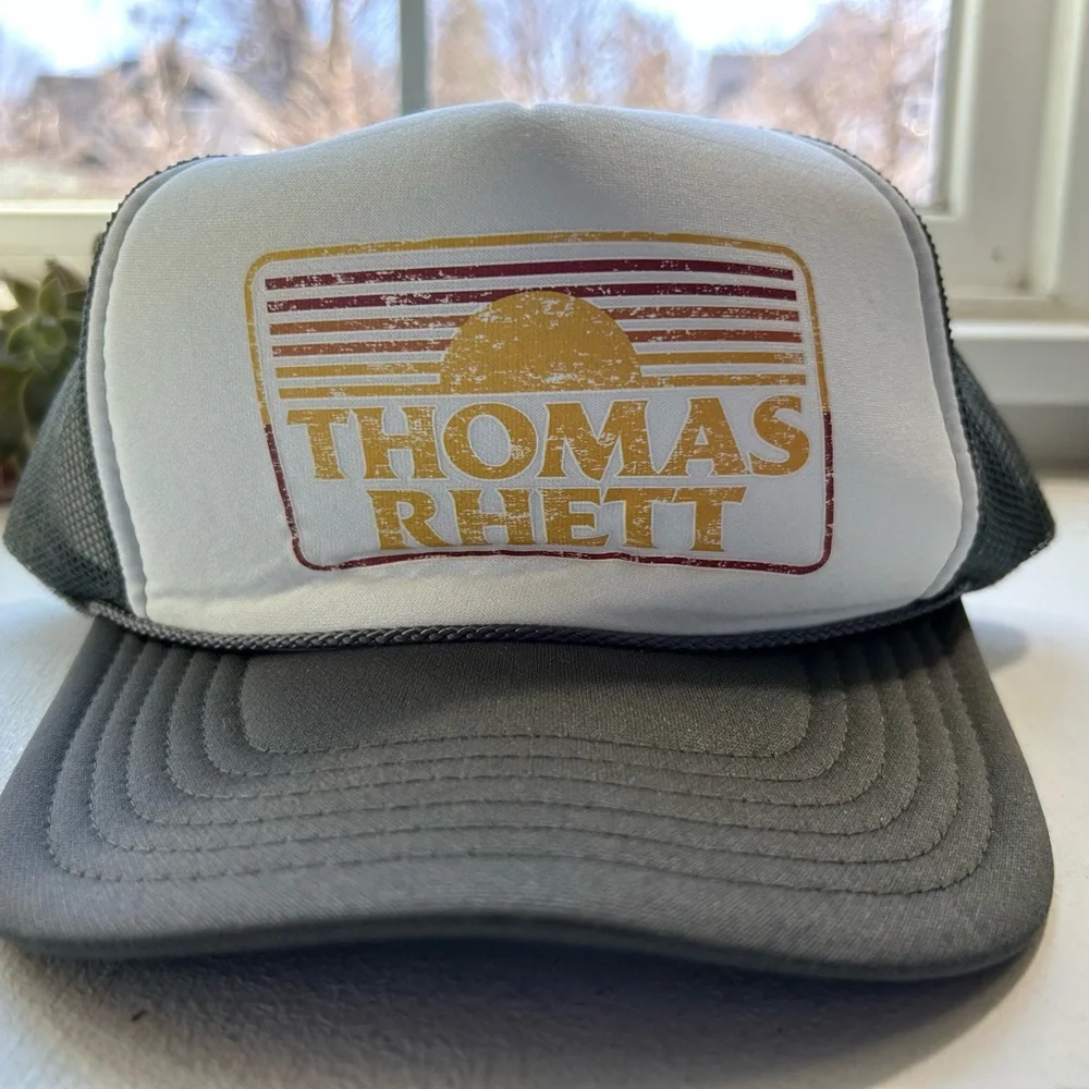 Thomas Rhett White Gray Trucker Hat Mesh SnapBack NWT